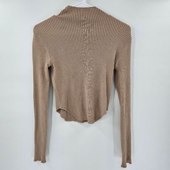 Fashion nova small long sleeve shirt tan cream - Picture 1 of 4